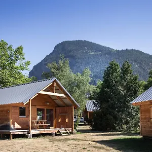 Huttopia St Maurice Campsite